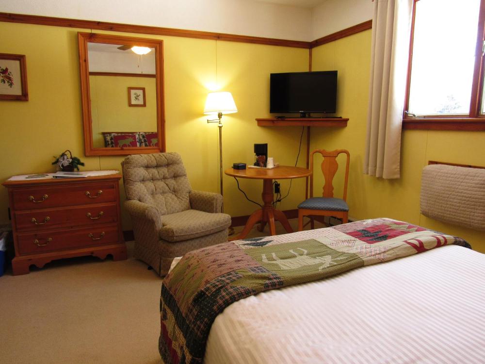 Budget Double Room interior